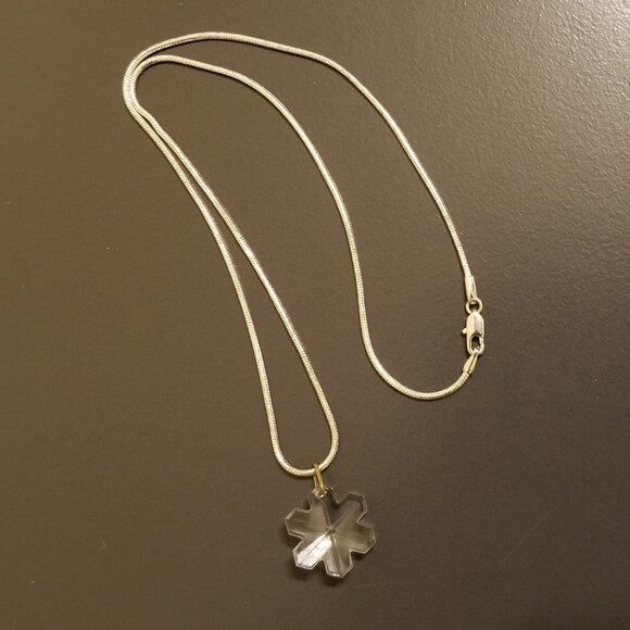 Crystal Snowflake Necklace with Silver Tone Chain - Picture 1 of 3